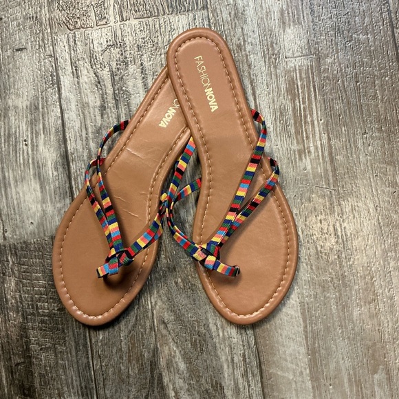 Fashion Nova Vibrant Strappy Sandals Size 10 - Picture 1 of 9